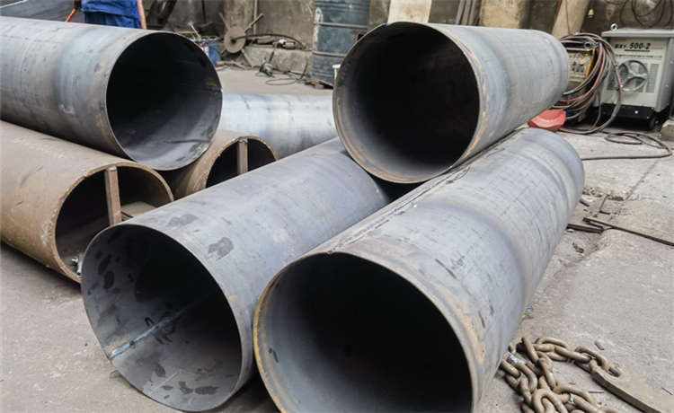 外徑325mm螺旋鋼管，中山2000打樁鋼護筒，DN2400mm螺旋管，800鎖扣螺旋管廠家